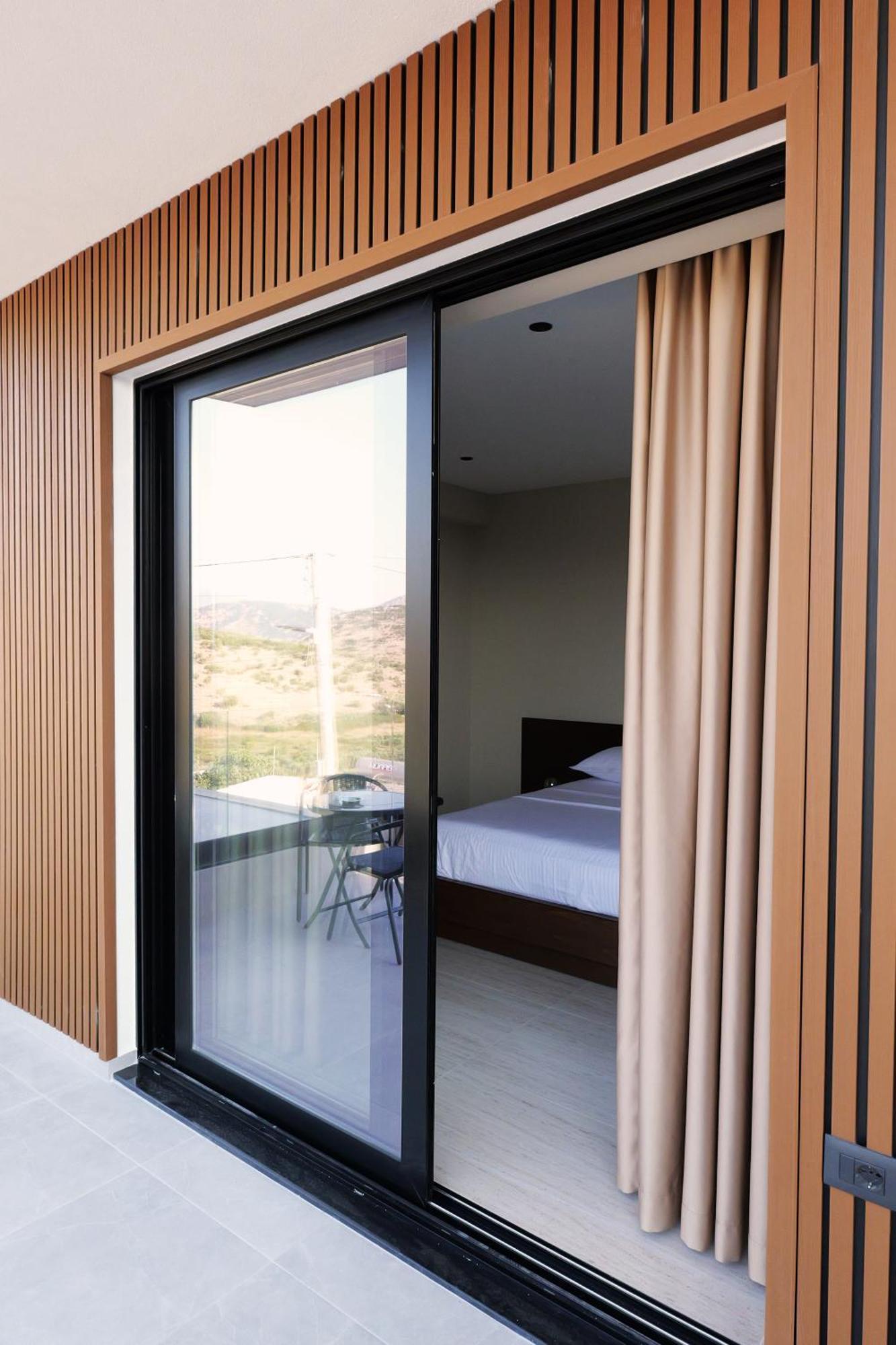 Aquarelle Boutique 4*